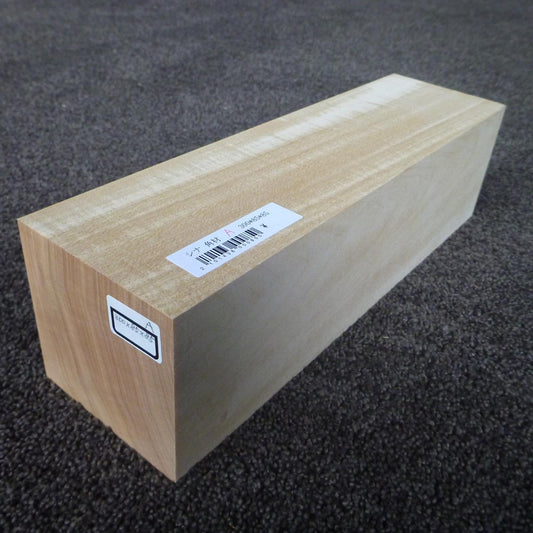 立体彫刻用材 シナ 300×85×85mm 143600085A【この商品は送料無料です】