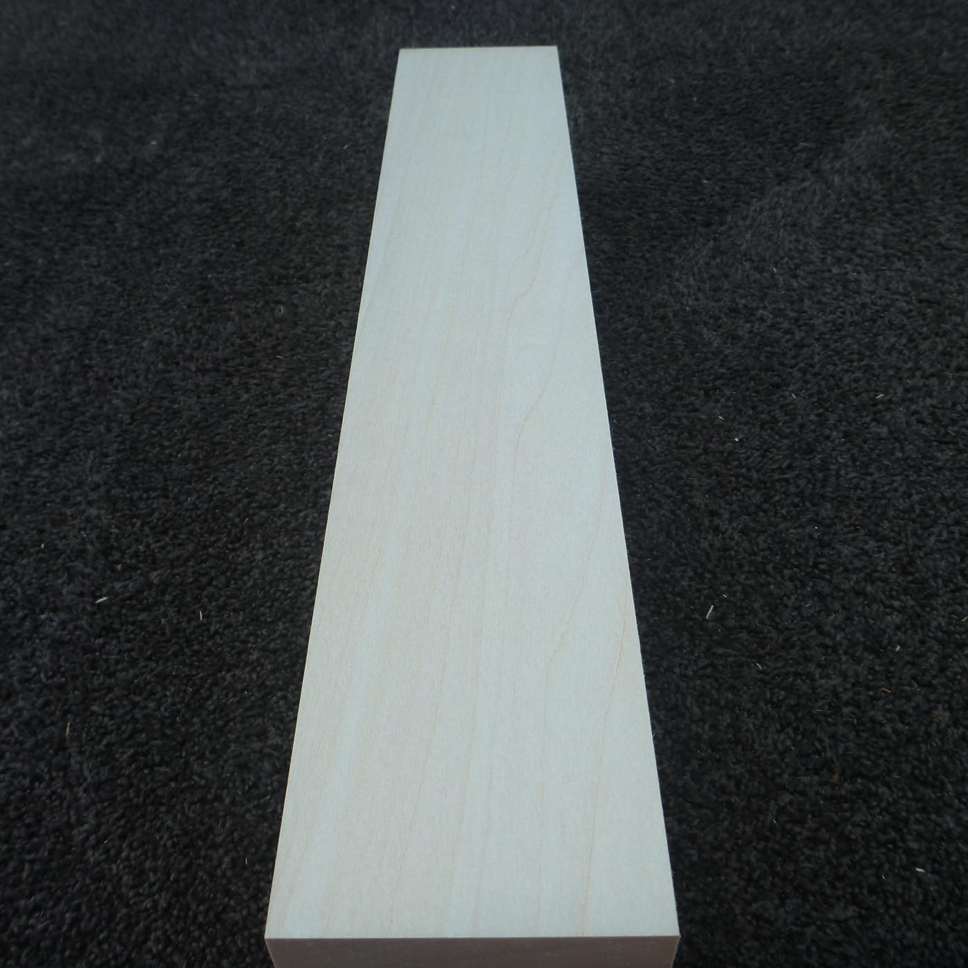 立体彫刻用材 シナ 450×80×80mm 143400080T【この商品は送料無料です】
