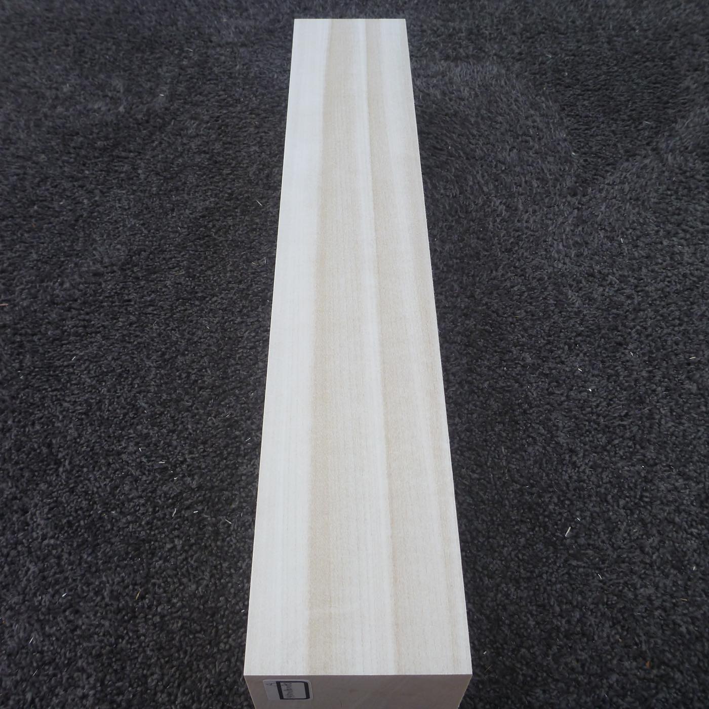 立体彫刻用材 シナ 450×80×80mm 143400080A【この商品は送料無料です】