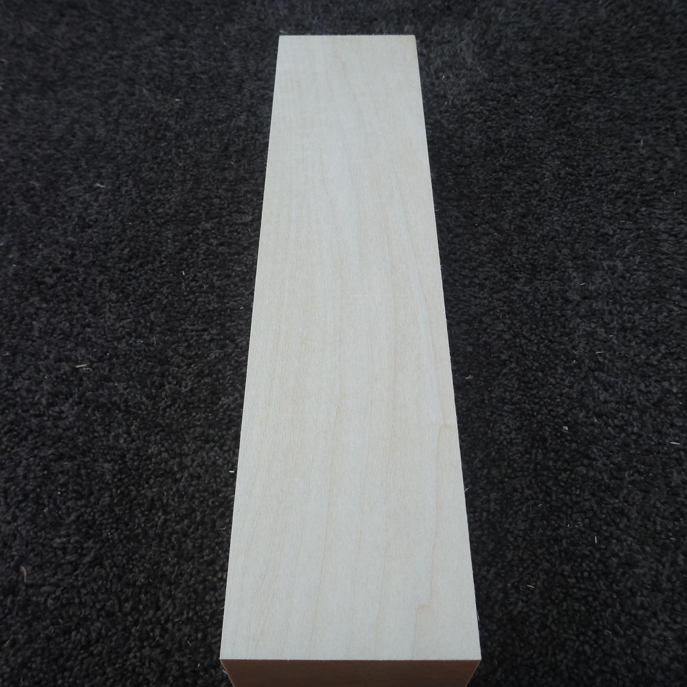 立体彫刻用材 シナ 300×70×70mm 143600070R【この商品は送料無料です】