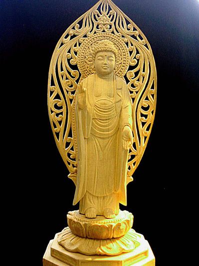 お客様の彫刻作品 阿弥陀如来像 木曽桧