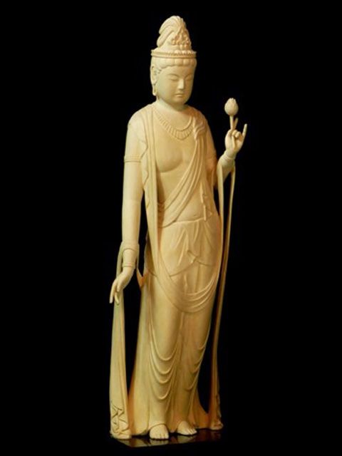 お客様の彫刻作品 観世音菩薩像 米ヒバ