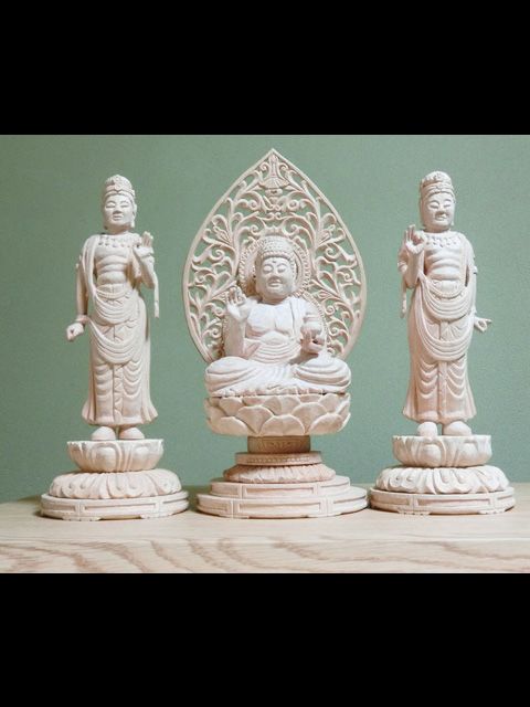 お客様の彫刻作品 薬師三尊 木曽桧