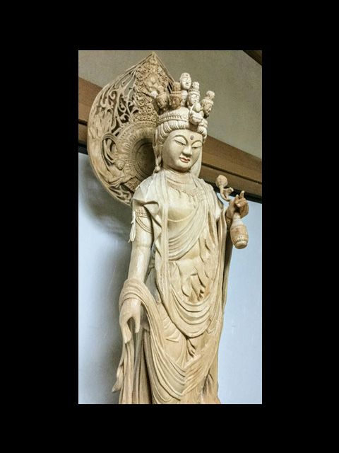 お客様の彫刻作品 十一面観音 木曽桧