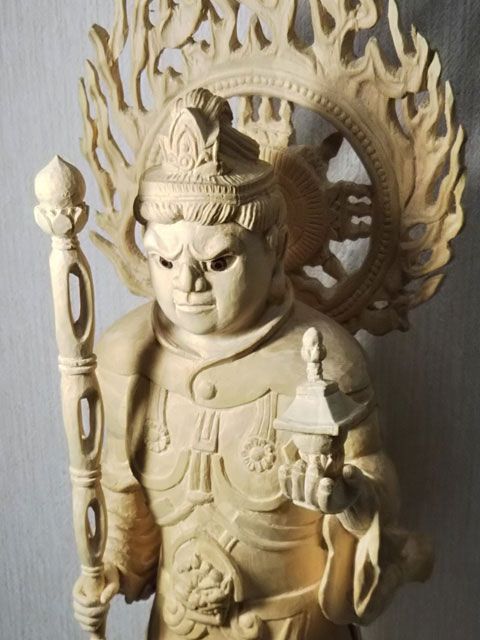 お客様の彫刻作品 毘沙門天立像 木曽桧
