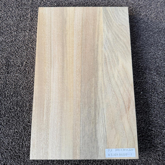 彫刻材 楠 はぎ板 プレナ仕上げ L350×T30×W220mm KS35030220-1 定番商品
