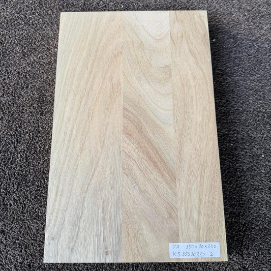 彫刻材 楠 はぎ板 プレナ仕上げ L350×T30×W220mm KS35030220-2 定番商品