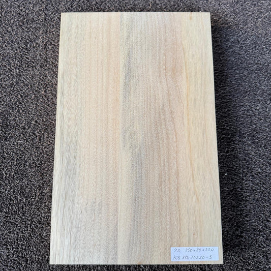 彫刻材 楠 はぎ板 プレナ仕上げ L350×T30×W220mm KS35030220-3 定番商品