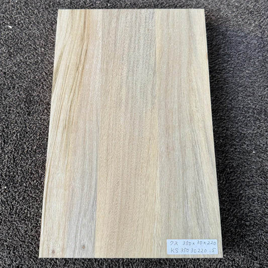 彫刻材 楠 はぎ板 プレナ仕上げ L350×T30×W220mm KS35030220-5 定番商品