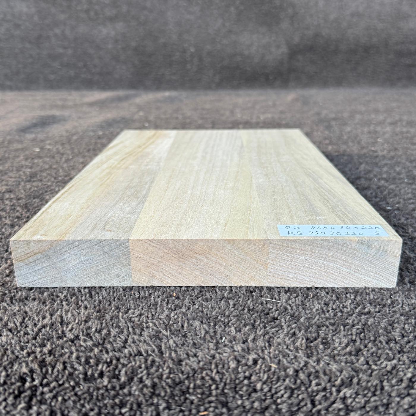 彫刻材 楠 はぎ板 プレナ仕上げ L350×T30×W220mm KS35030220-5 定番商品