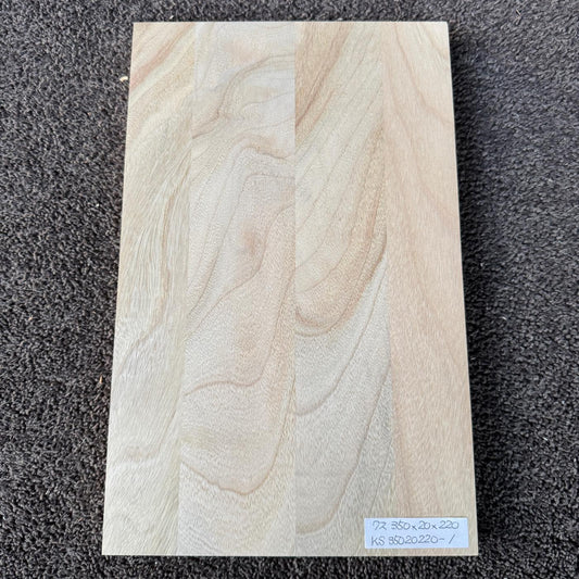 彫刻材 楠 はぎ板 プレナ仕上げ L350×T20×W220mm KS35020220-1 定番商品