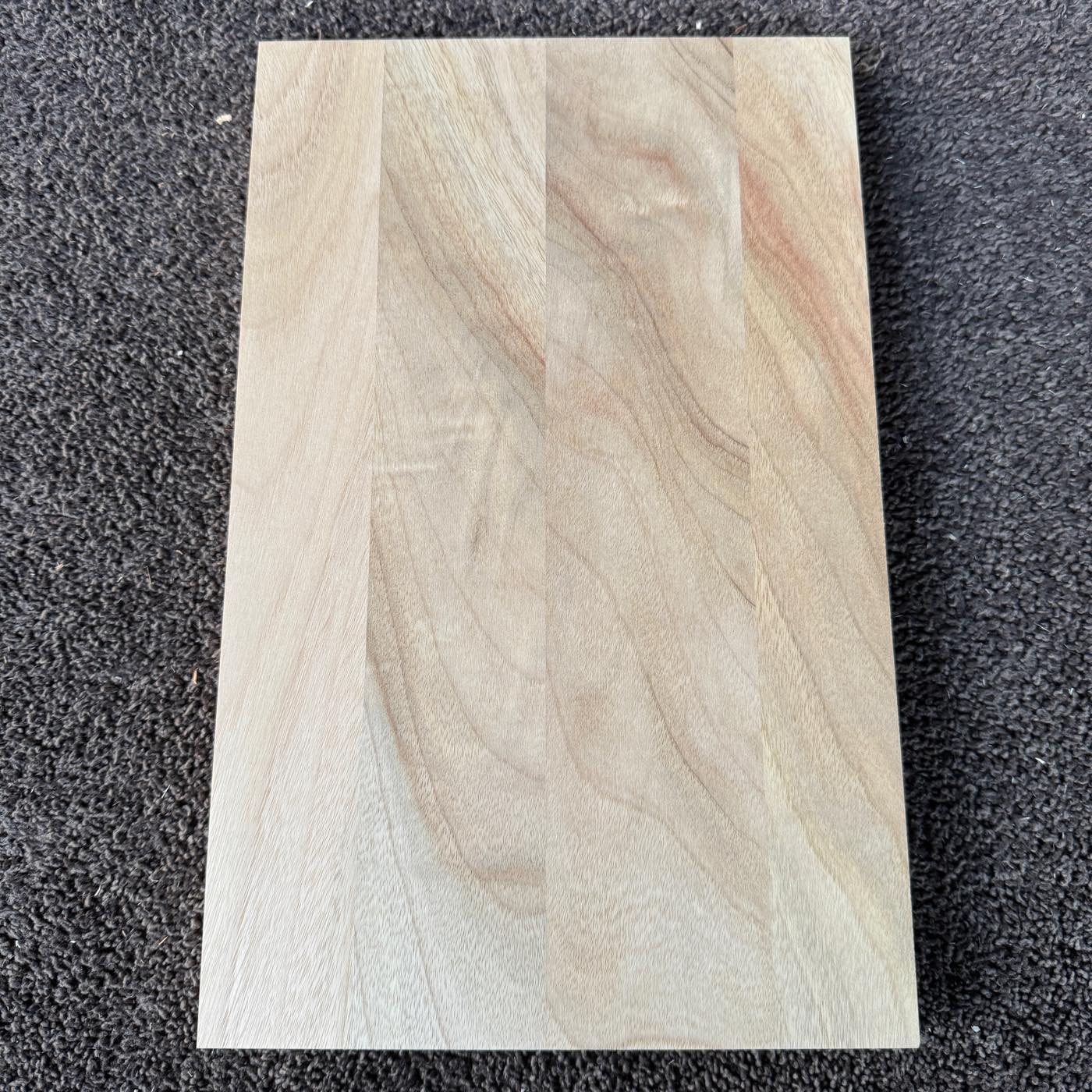 彫刻材 楠 はぎ板 プレナ仕上げ L350×T20×W220mm KS35020220-1 定番商品