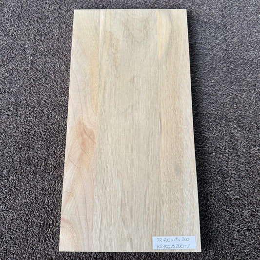 彫刻材 楠 はぎ板 プレナ仕上げ L400×T15×W200mm KS40015200-1 定番商品