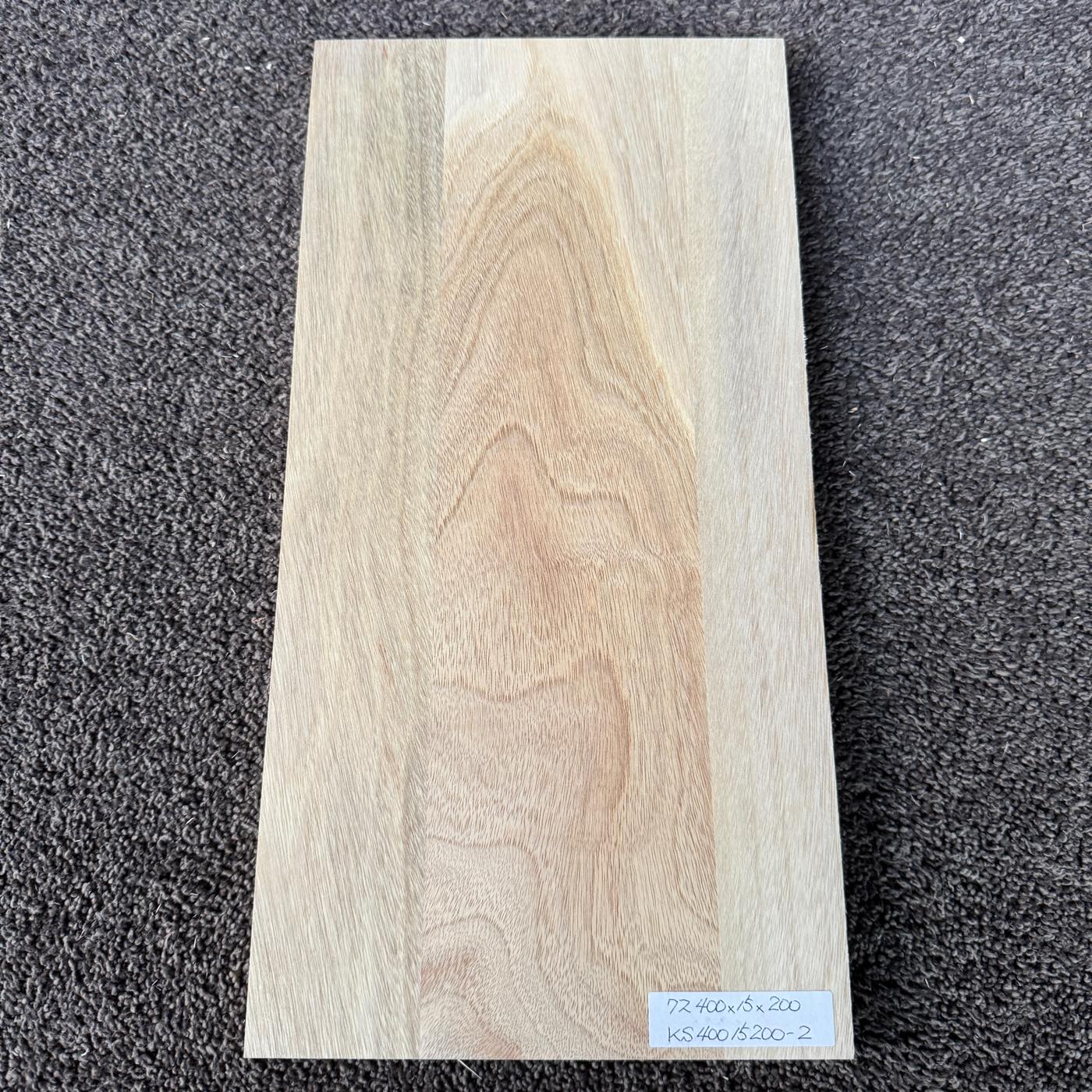 彫刻材 楠 はぎ板 プレナ仕上げ L400×T15×W200mm KS40015200-2 定番商品