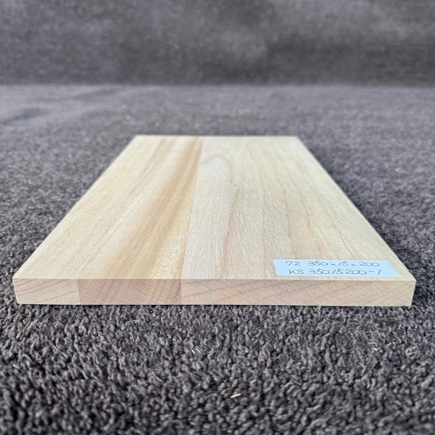 彫刻材 楠 はぎ板 プレナ仕上げ L350×T15×W200mm KS35015200-1 定番商品