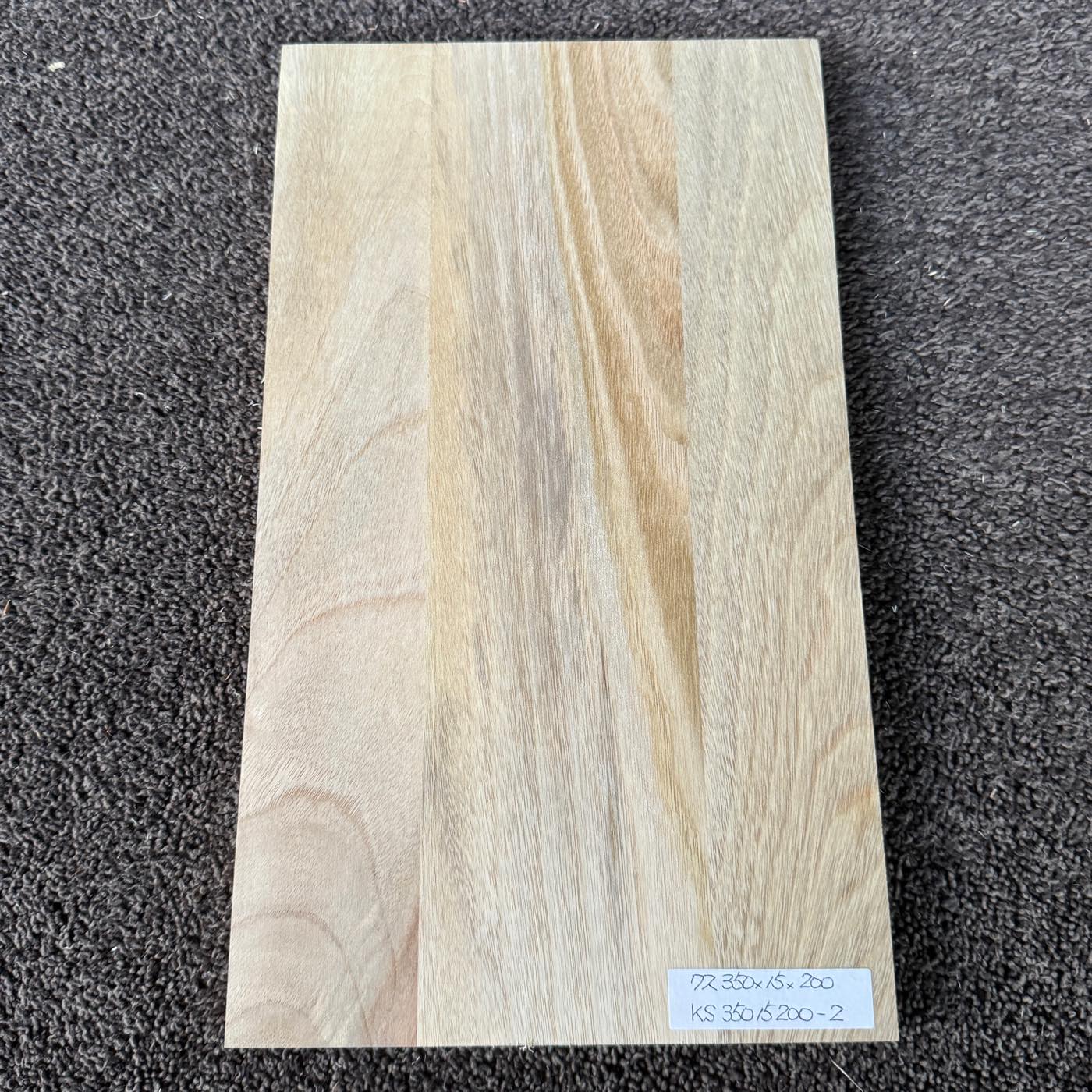 彫刻材 楠 はぎ板 プレナ仕上げ L350×T15×W200mm KS35015200-2 定番商品