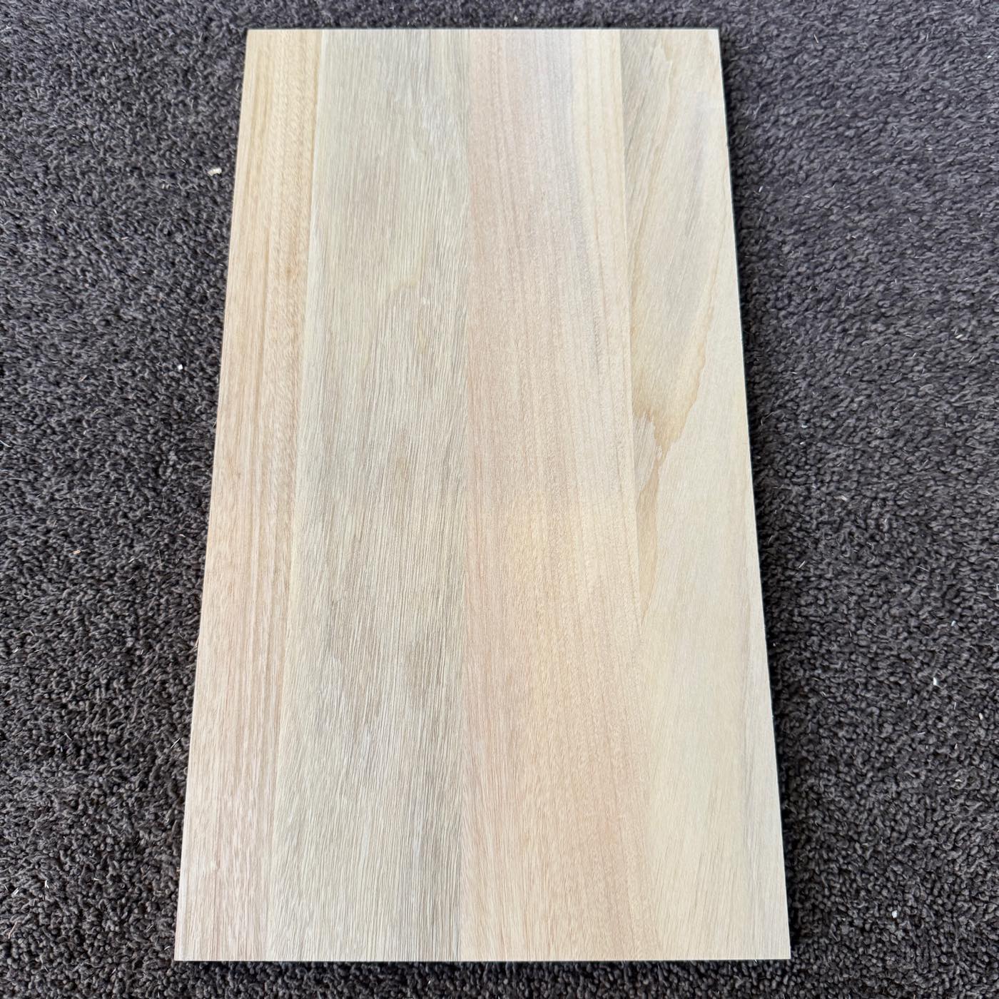 彫刻材 楠 はぎ板 プレナ仕上げ L400×T10×W220mm KS40010220-3 定番商品