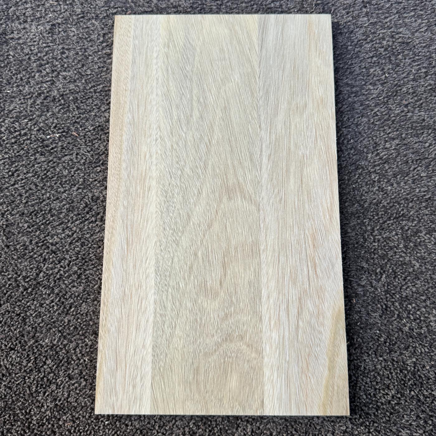 彫刻材 楠 はぎ板 プレナ仕上げ L350×T10×W200mm KS35010200-2 定番商品