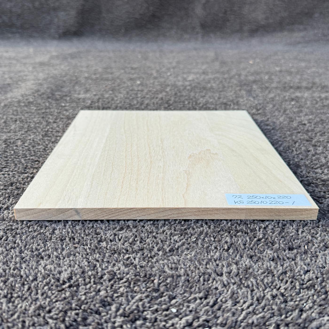 彫刻材 楠 はぎ板 プレナ仕上げ L250×T10×W220mm KS25010220-1 定番商品