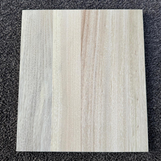 彫刻材 楠 はぎ板 プレナ仕上げ L250×T10×W220mm KS25010220-2 定番商品