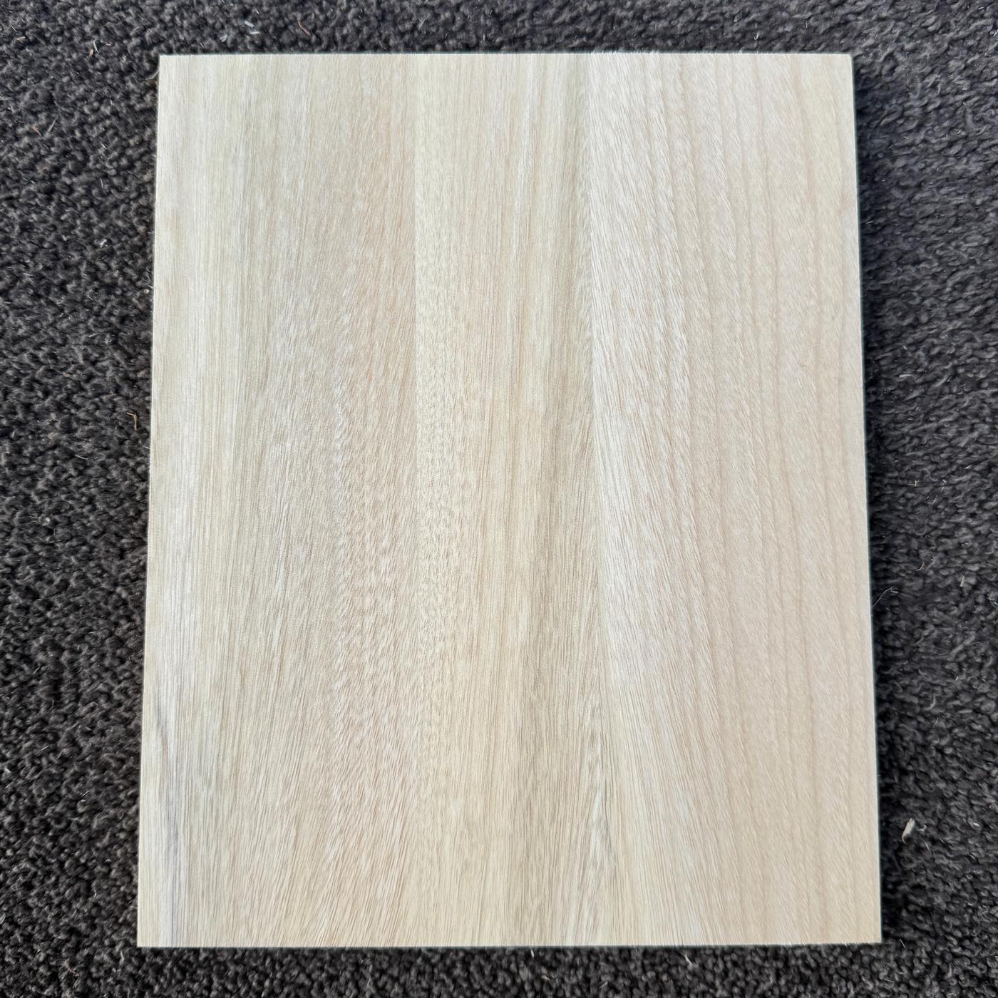 彫刻材 楠 はぎ板 プレナ仕上げ L250×T10×W200mm KS25010200-1 定番商品