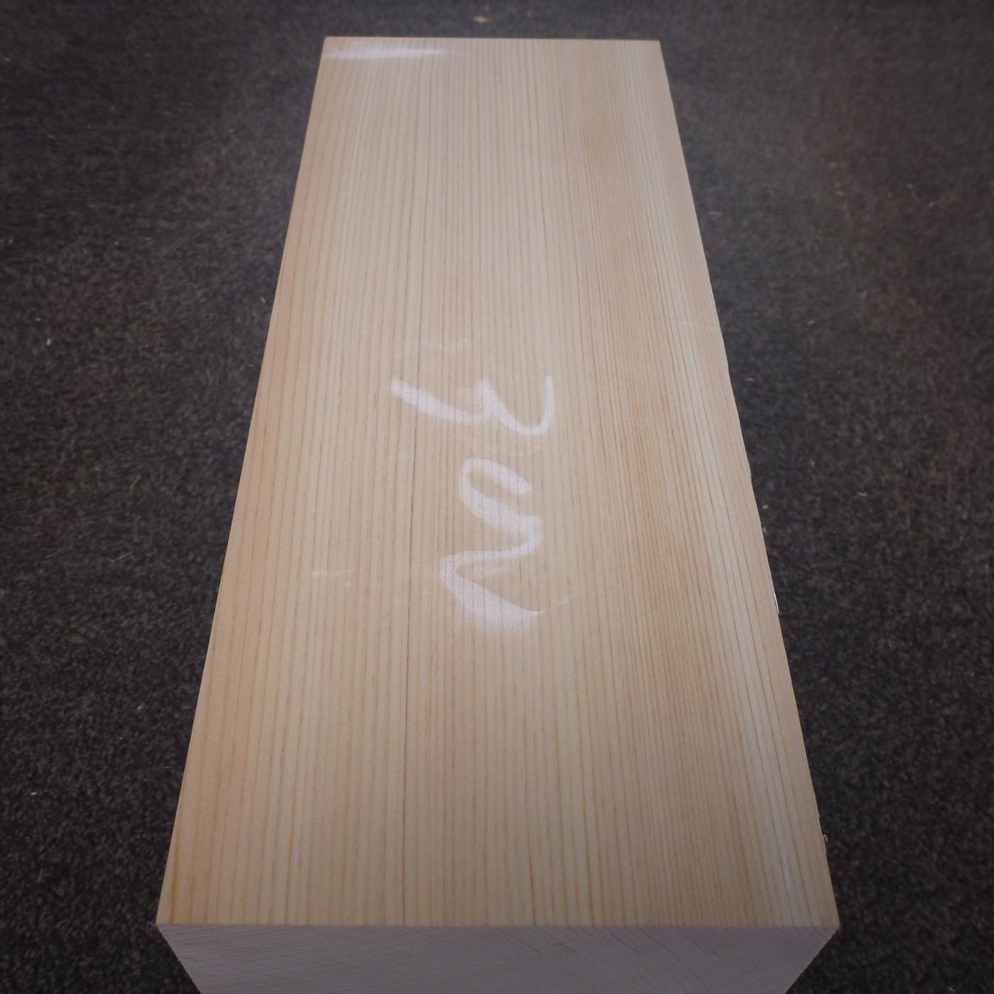 彫刻材 天然木曽檜 板目盤 L300×T115×W215mm 4A115215 定番商品