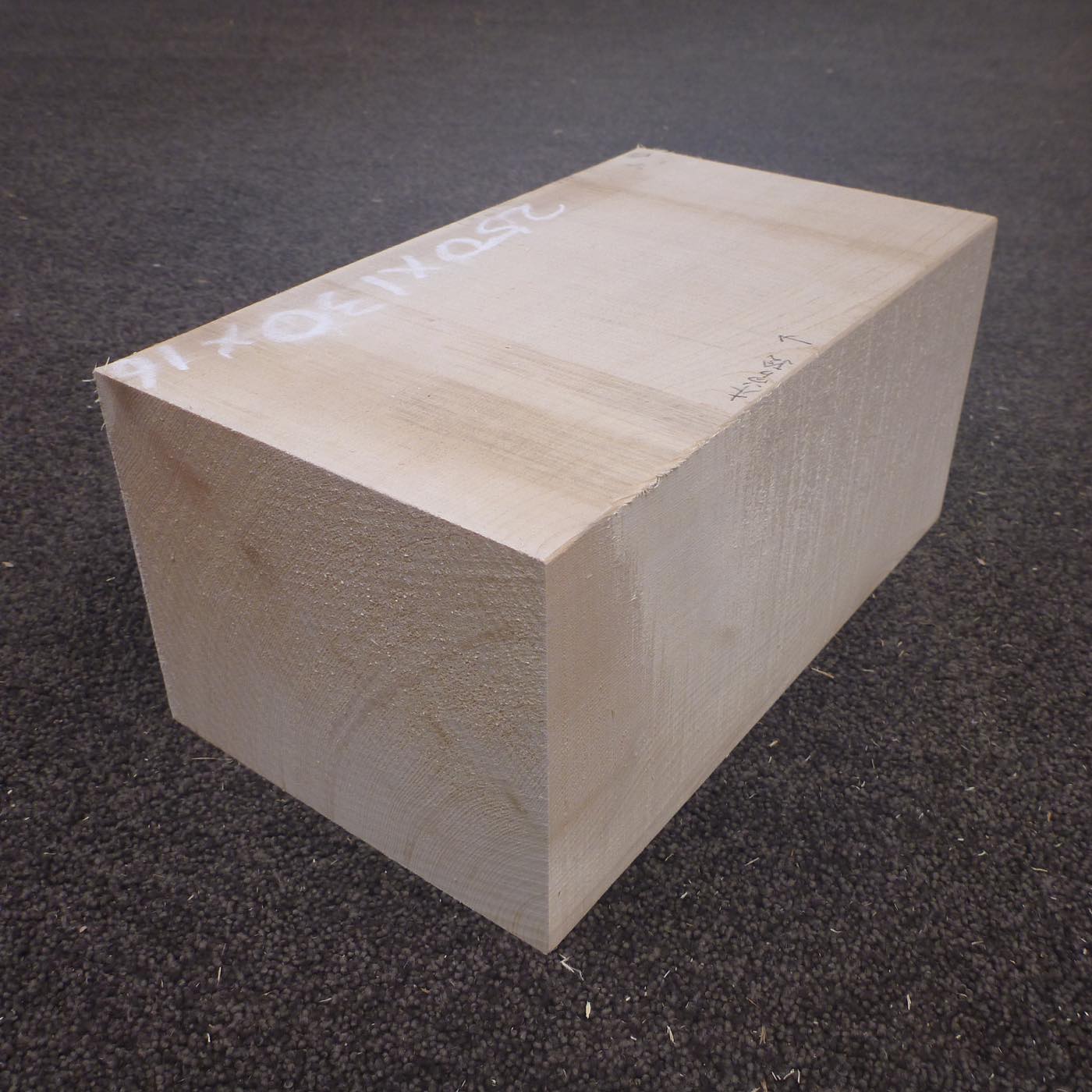 彫刻材 天然木曽檜 柾目盤 ラフ材 L250×T130×W160mm 5A130160 Aグレード 定番商品