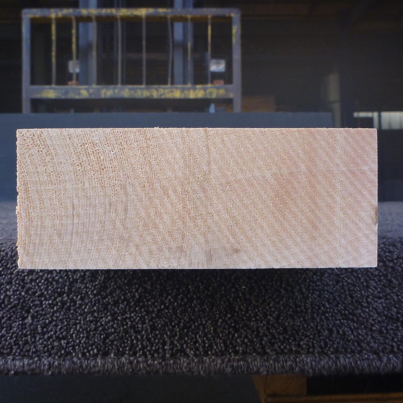 彫刻材 天然木曽檜 柾目盤 ラフ材 L560×T64×W165mm 560064165 Aグレード