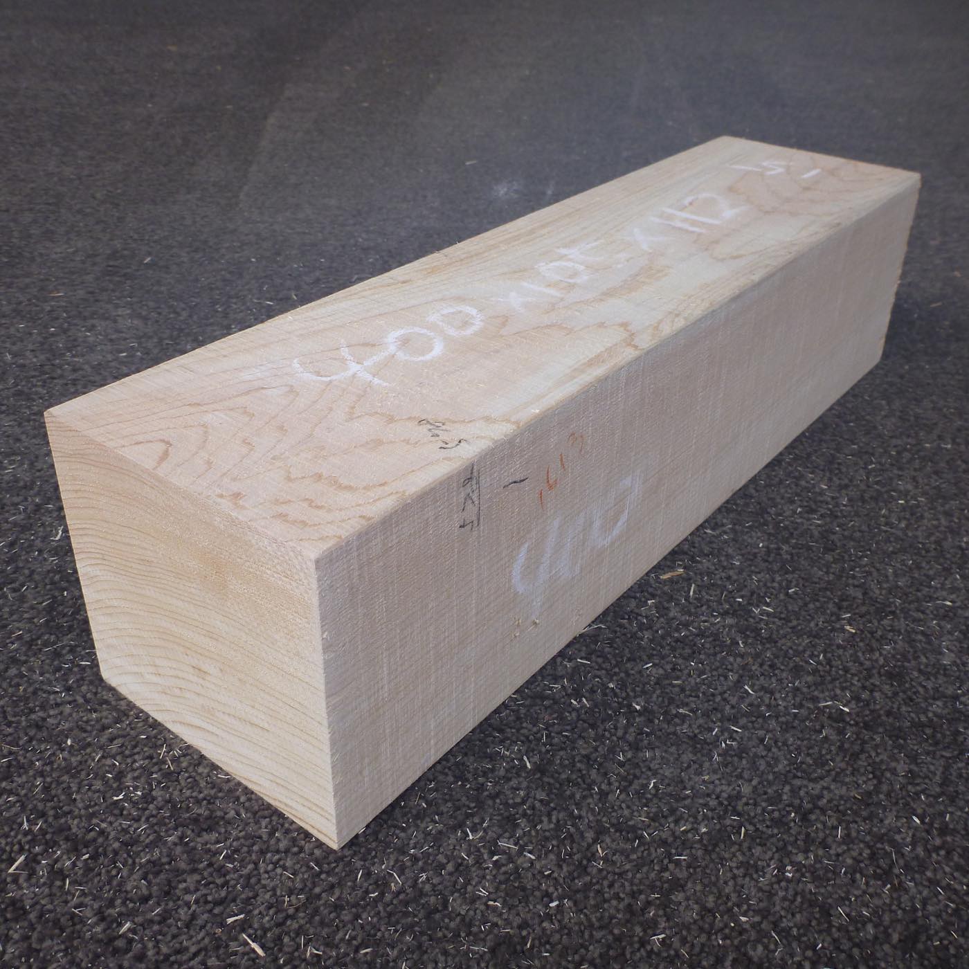 彫刻材 人工桧 板目盤 ラフ材 L400×T105×W112mm JH400105112 Bグレード