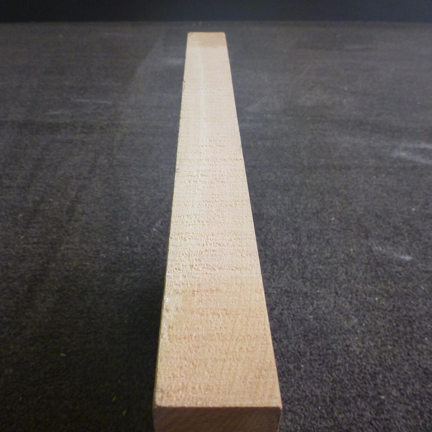 彫刻材 天然木曽檜 板目板 ラフ材 L400×T40×W340mm 40040340 Aグレード