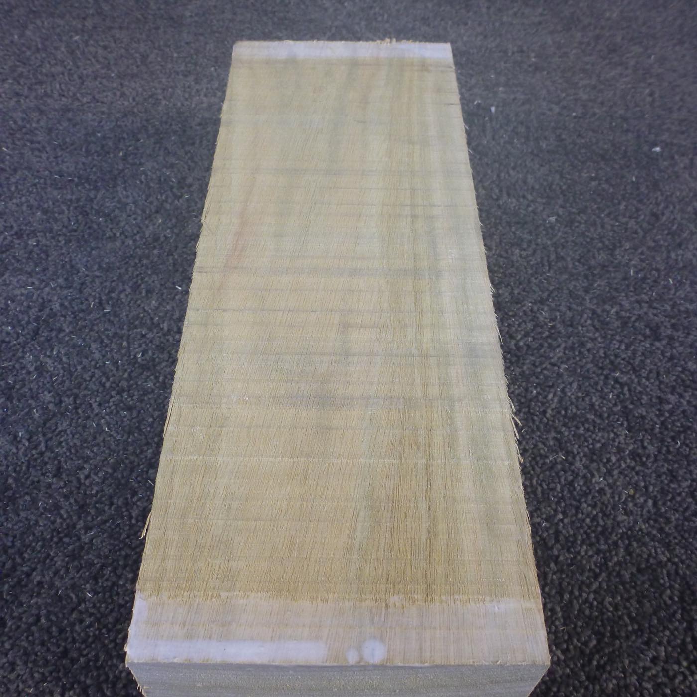 彫刻材 楠 板目 ラフ材 L300×T70×W120mm KUTP300-4  定番商品