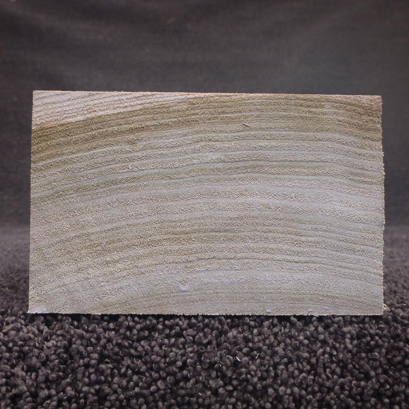 彫刻材 楠 板目 ラフ材 L250×T70×W120mm KUTP250-1  定番商品