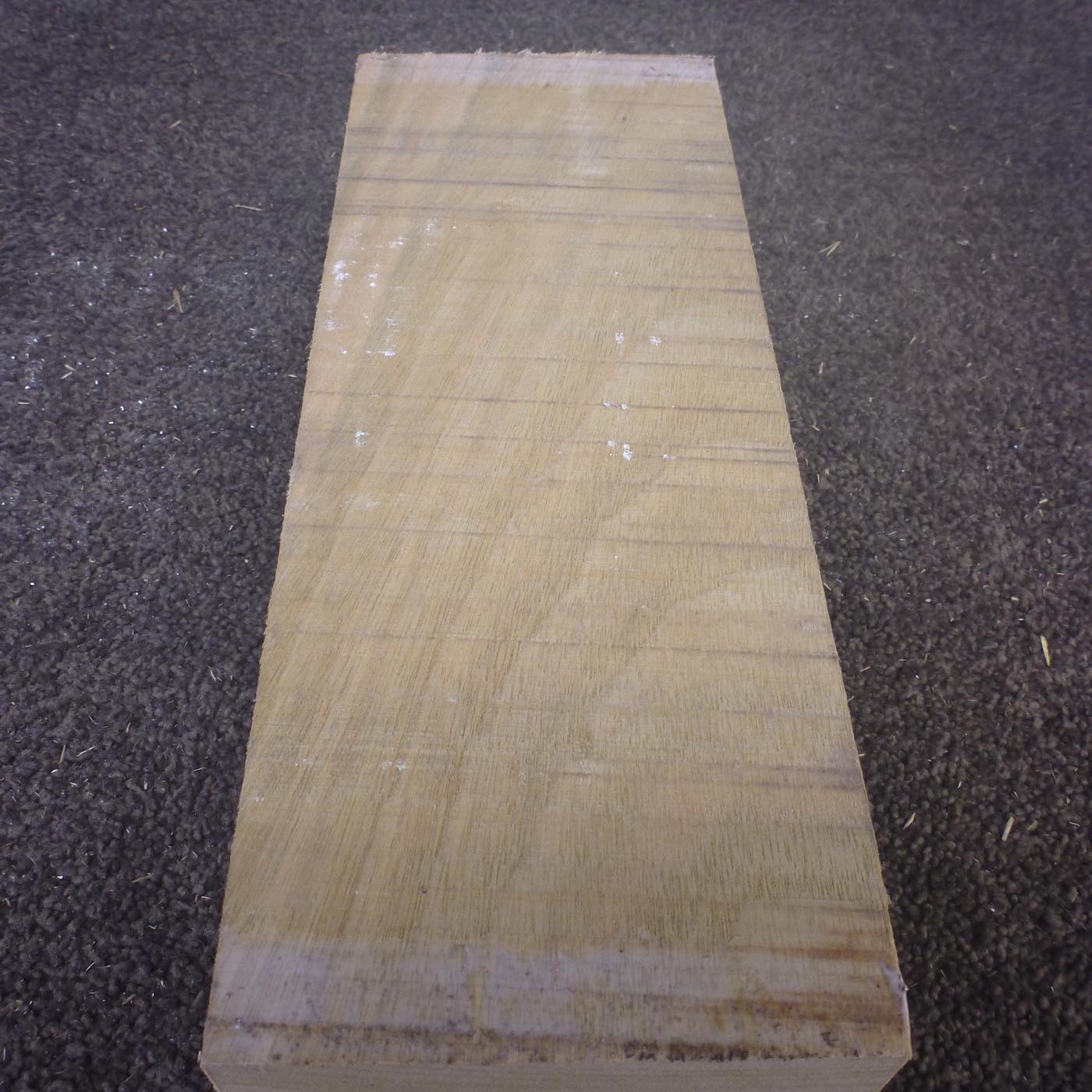 彫刻材 楠 板目 ラフ材 L250×T70×W100mm KUTP250-2  定番商品
