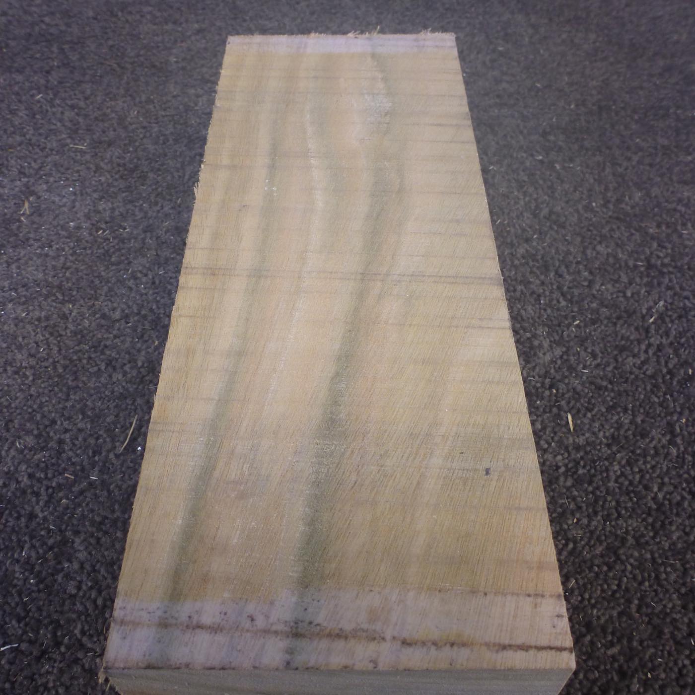 彫刻材 楠 板目 ラフ材 L250×T70×W100mm KUTP250-3  定番商品