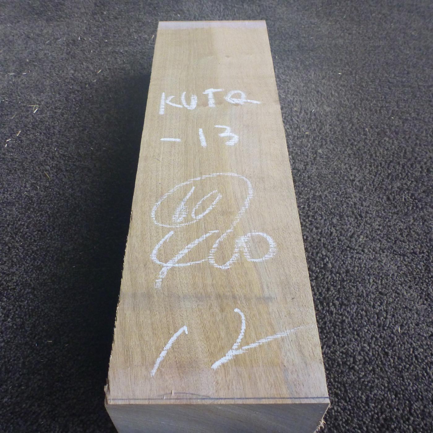 彫刻材 楠 柾目盤 ラフ材 L400×T60×W120mm KUTQ-13