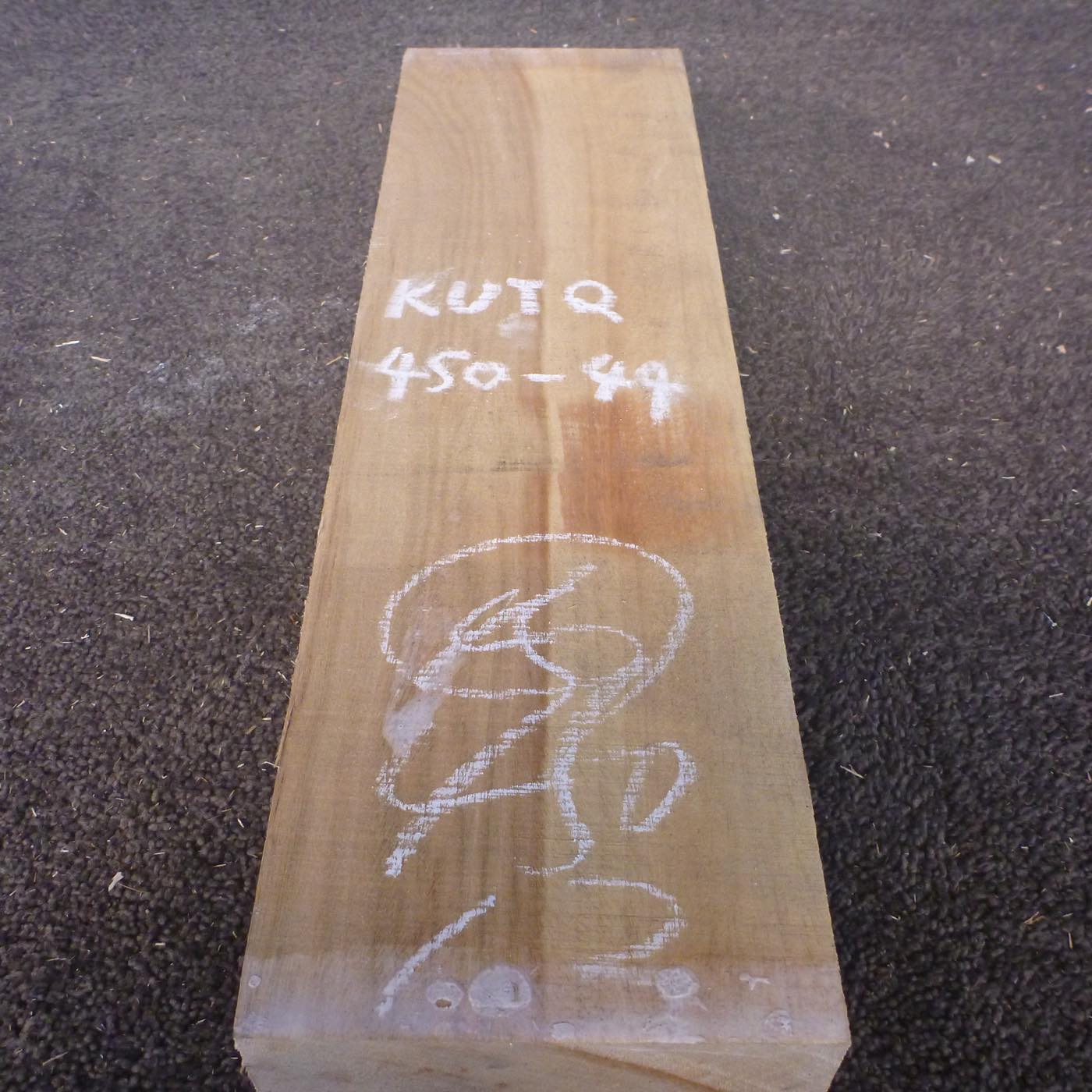 彫刻材 楠 柾目 ラフ材 L450×T45×W130mm KUTQ450-44  定番商品