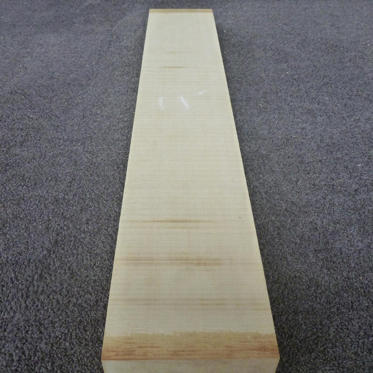 彫刻材 米ヒバ 柾目 荒プレナ仕上げ 575057137 750×57×137mm AAAグレード 定番商品