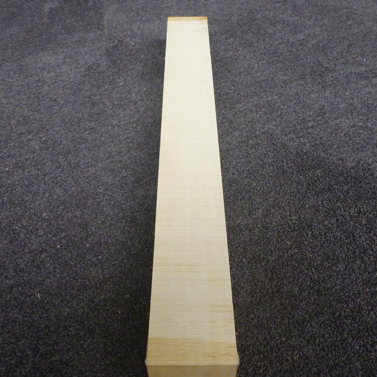 彫刻材 米ヒバ 角材 荒プレナ仕上げ 560072072 600×72×72mm AAAグレード 定番商品
