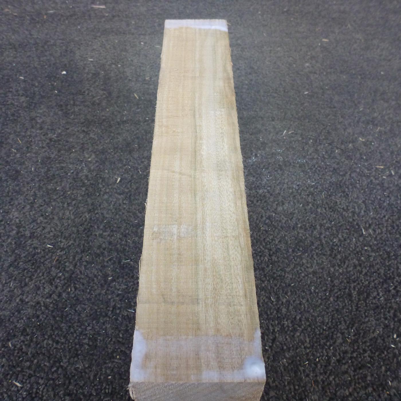 彫刻材 楠 柾目 ラフ材 L300×T50×W110mm KUTQ300-27  定番商品