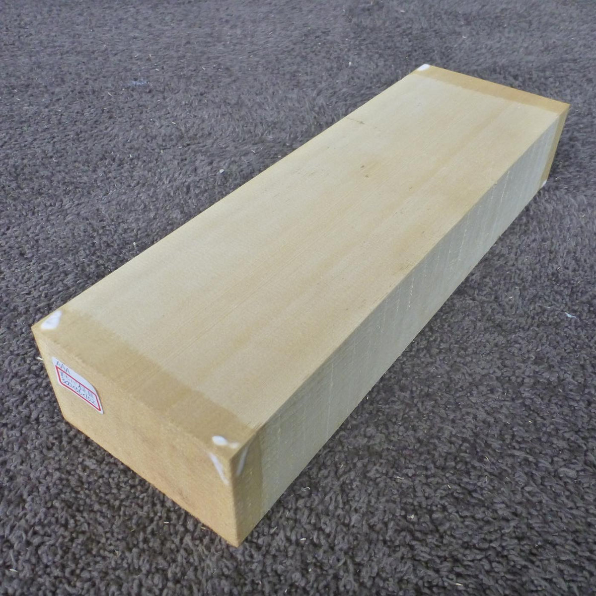 彫刻材 米ヒバ 柾目 荒プレナ仕上げ 530056102 300×56×102mm AAAグレード 定番商品