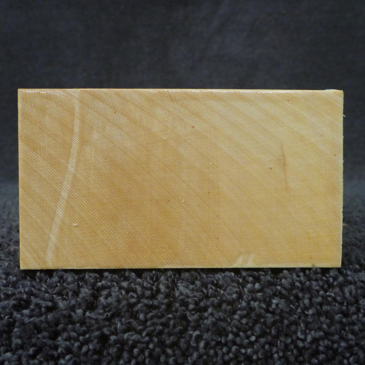 彫刻材 米ヒバ 柾目 荒プレナ仕上げ 530056102 300×56×102mm AAAグレード 定番商品