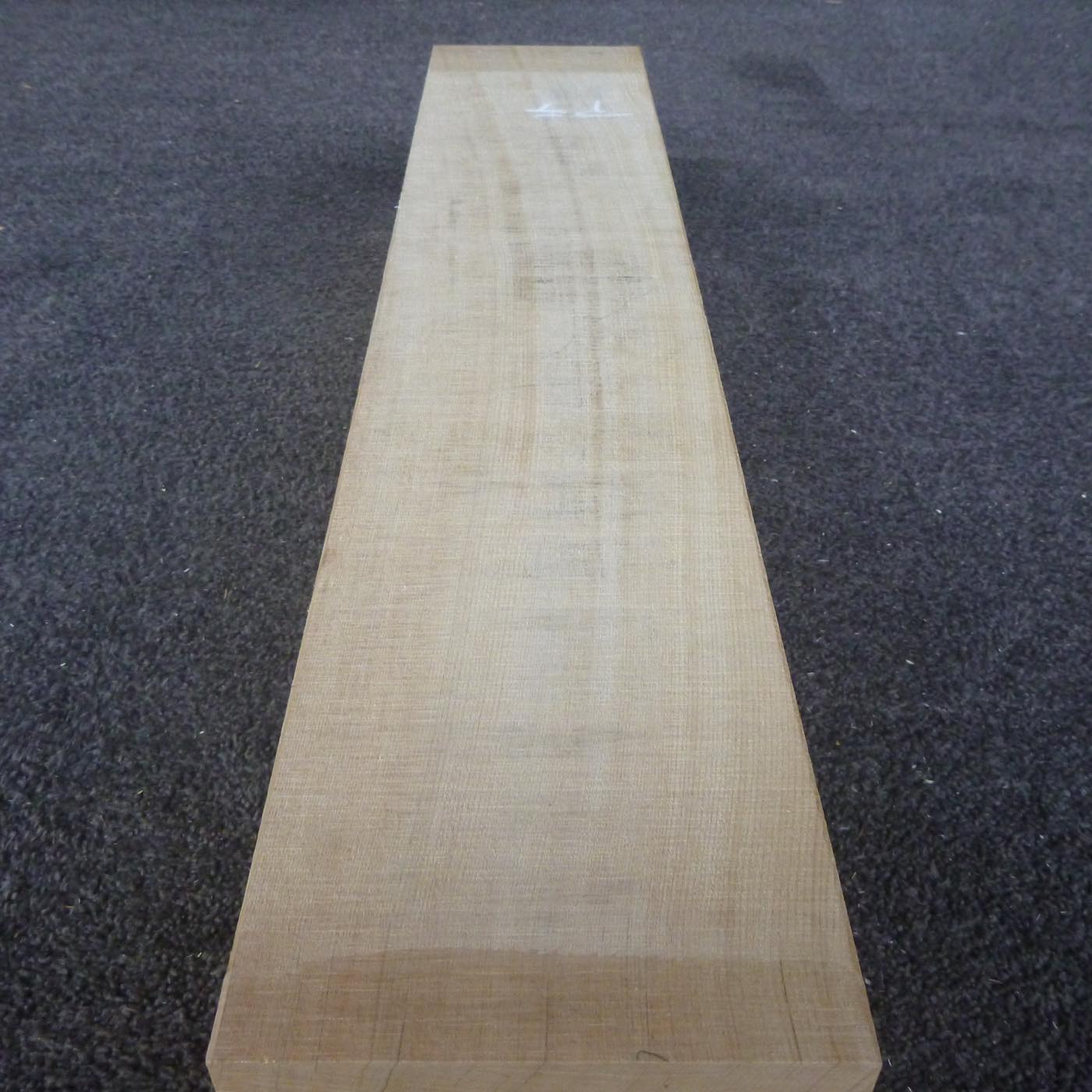 彫刻材 天然木曽檜 柾目盤 ラフ材 L700×T122×W140mm 700122140 Cグレード