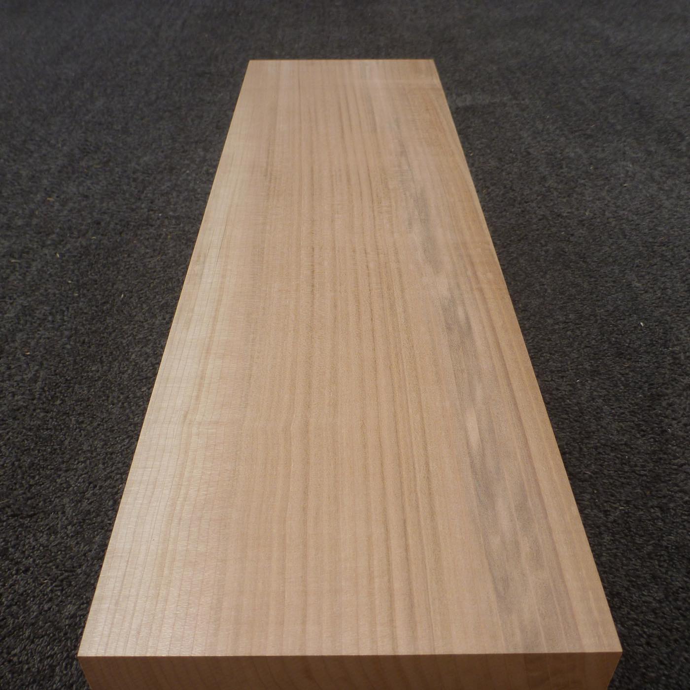 立体彫刻用材 桂 (カツラ)  600×175×175mm 293350175R【この商品は送料無料です】