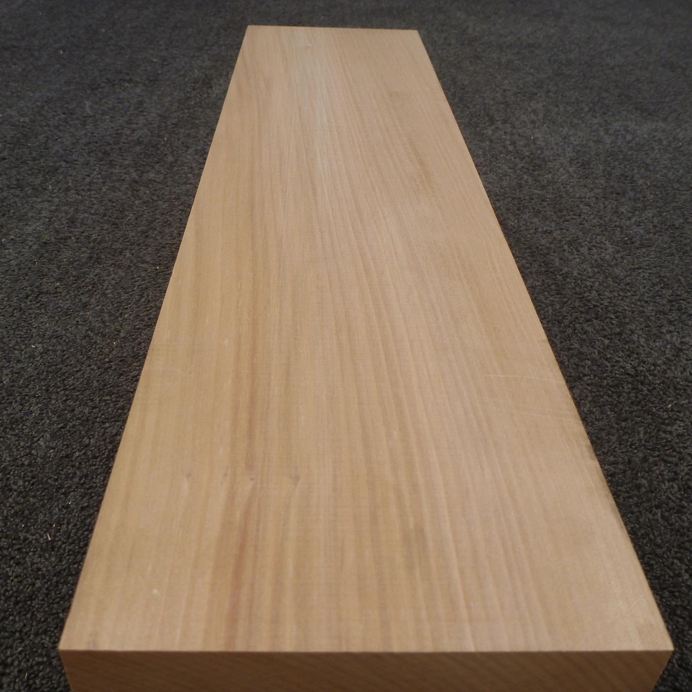 立体彫刻用材 桂 (カツラ)  600×150×150mm 293350150R【この商品は送料無料です】