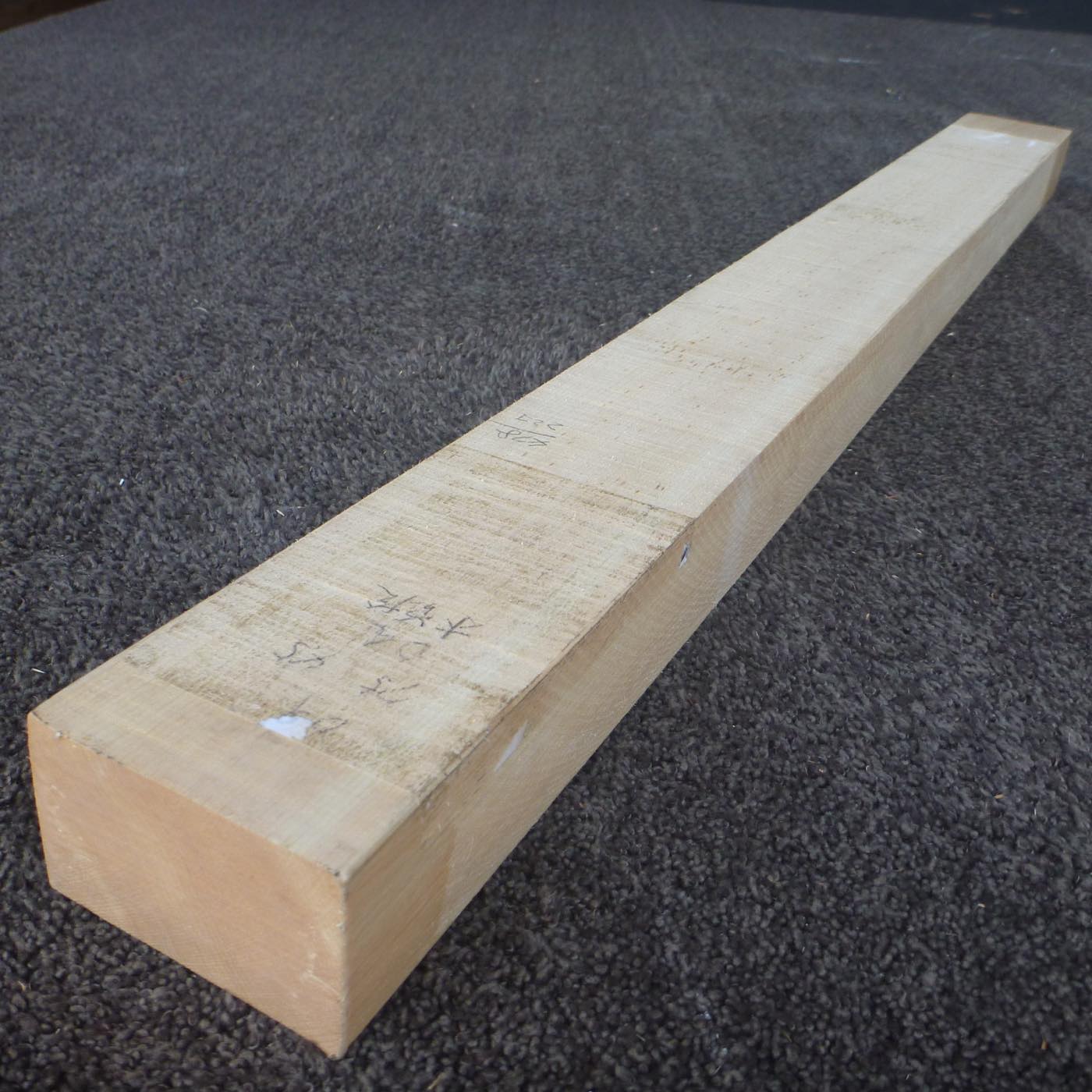 彫刻材 木曽桧 柾目板 ラフ材 L900×T45×W80mm TKIQ-24