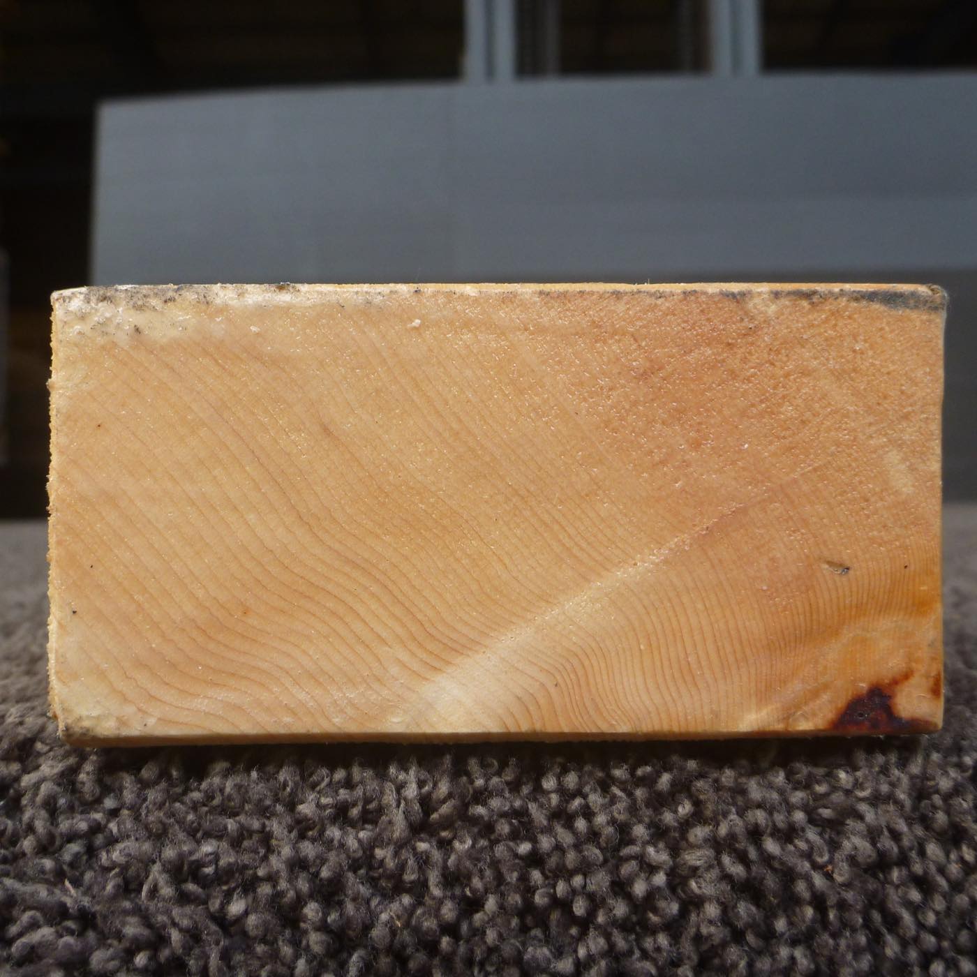 彫刻材 天然木曽檜 柾目板 ラフ材 L900×T45×W90mm TKIQ-43