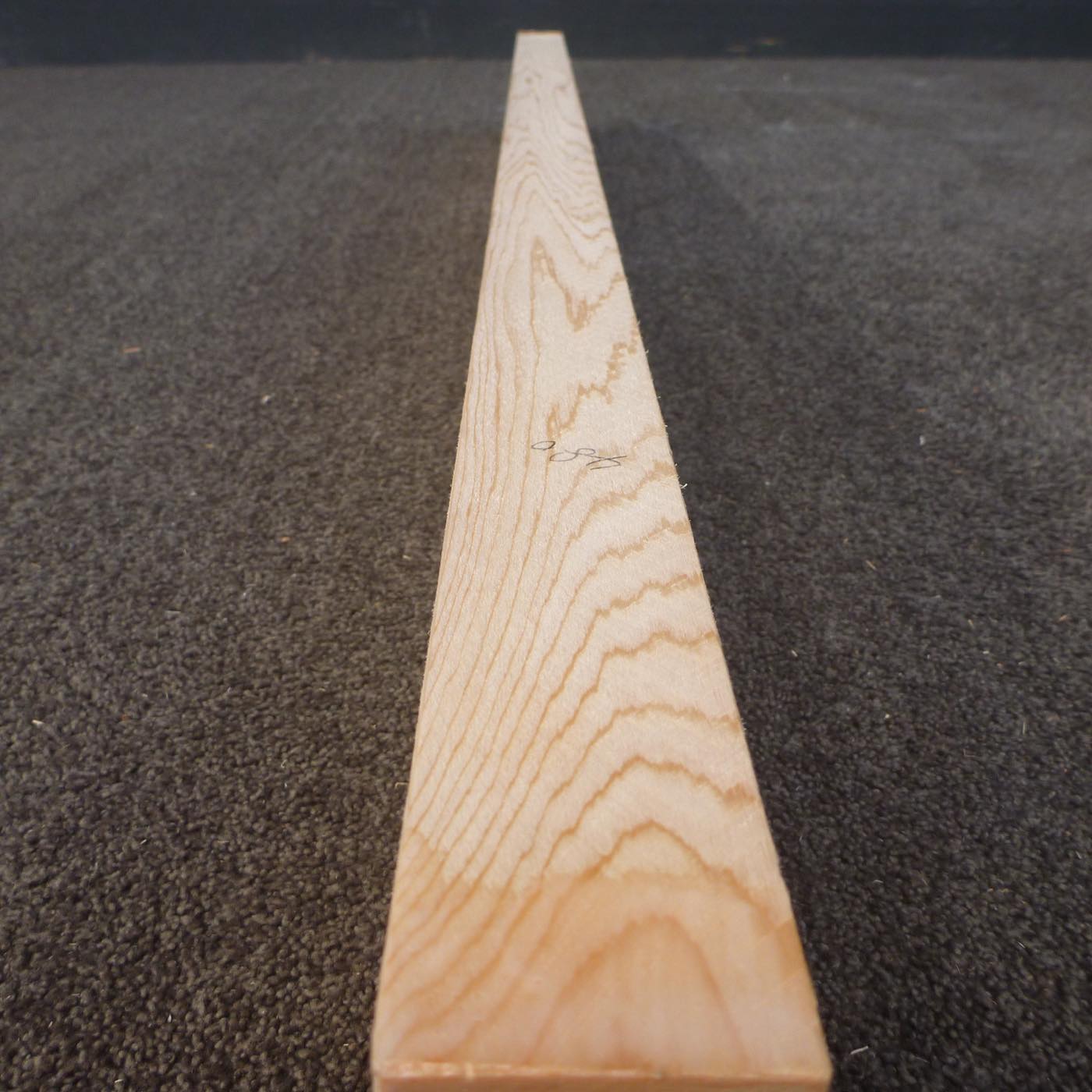 彫刻材 木曽桧 柾目板 ラフ材 L1300×T45×W105mm TKIQ-46