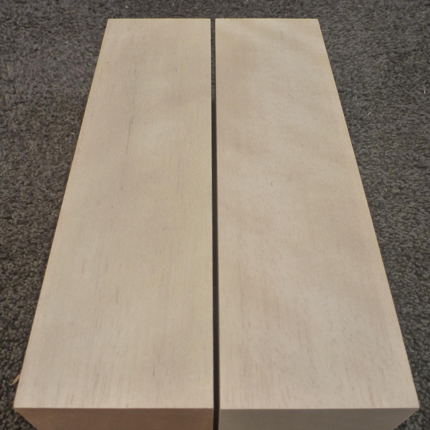 立体彫刻用材 ジェルトン 250×70×70mm JL-K70-250-2