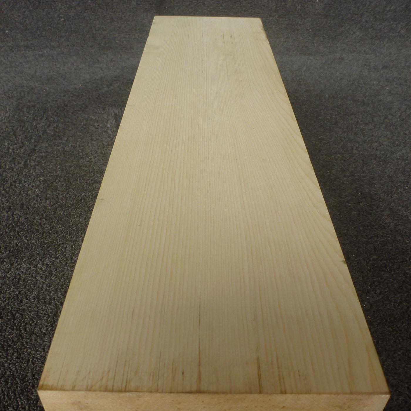 彫刻材 米ヒバ 柾目 プレナ仕上げ 560165200 600×165×200mm AAAグレード 定番商品