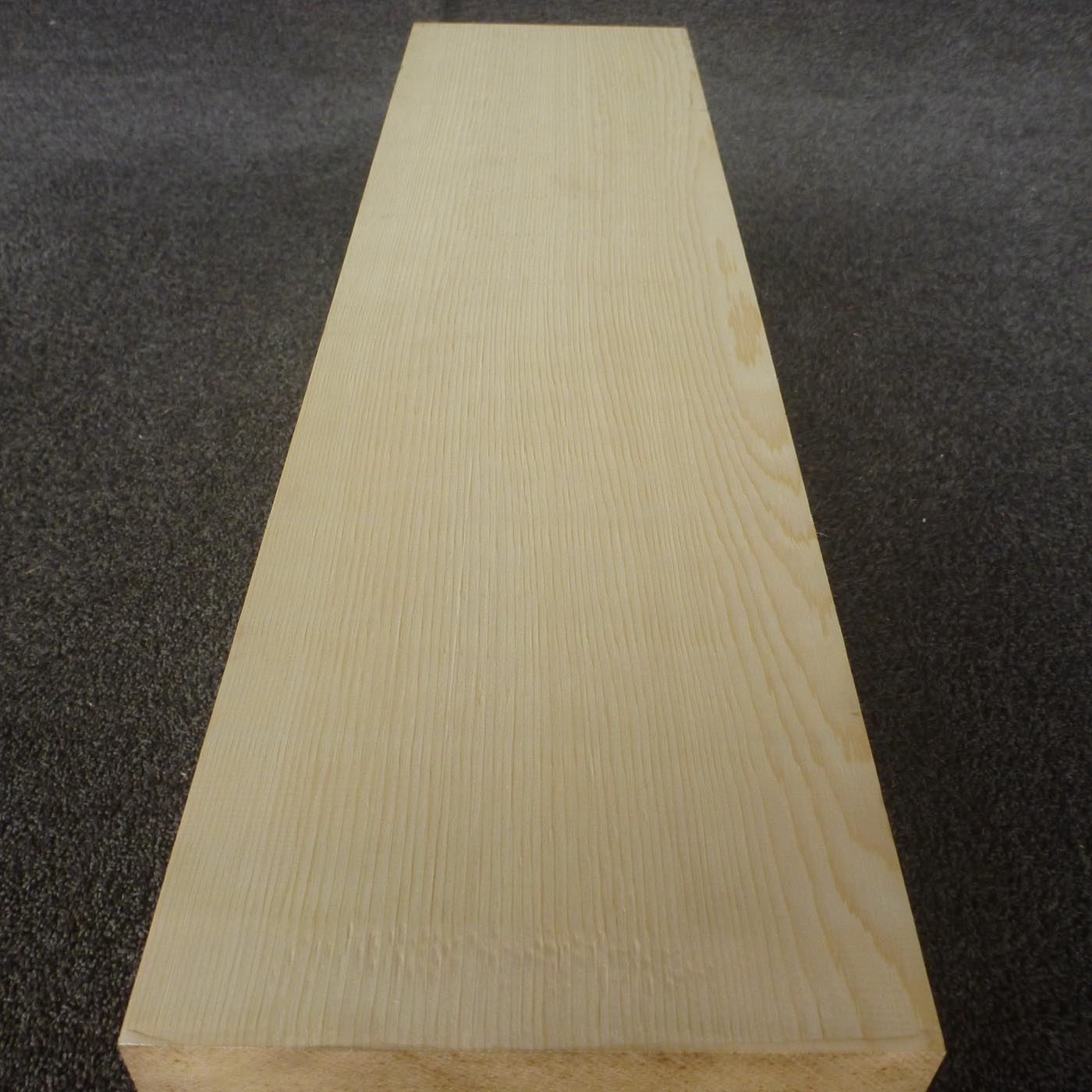 彫刻材 米ヒバ 柾目 プレナ仕上げ 560163200 600×163×200mm AAAグレード 定番商品